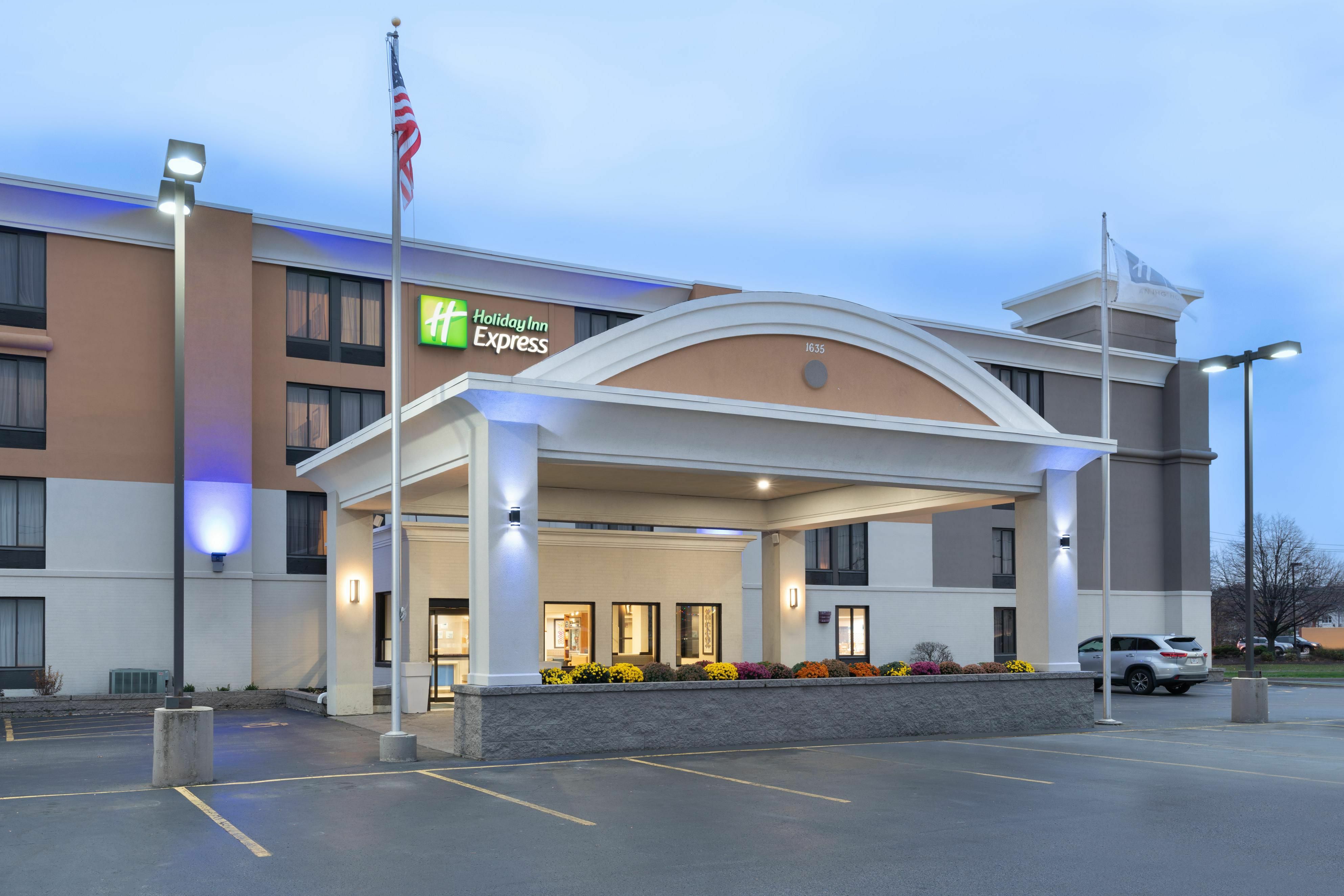 Photo of Holiday Inn Express Rochester - Greece, Rochester, NY