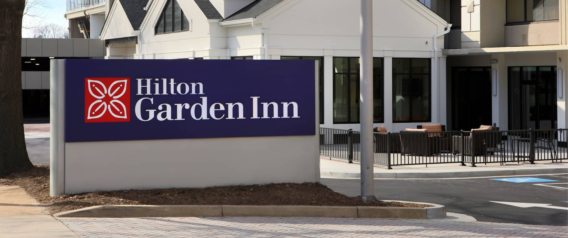 Photo of Hilton Garden Inn / Hampton Inn and Suites Reagan National Airport, Arlington, VA