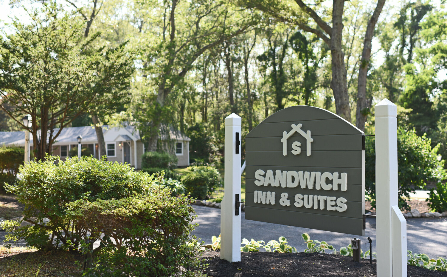 Photo of Sandwich Inn & suites, Sandwich, MA