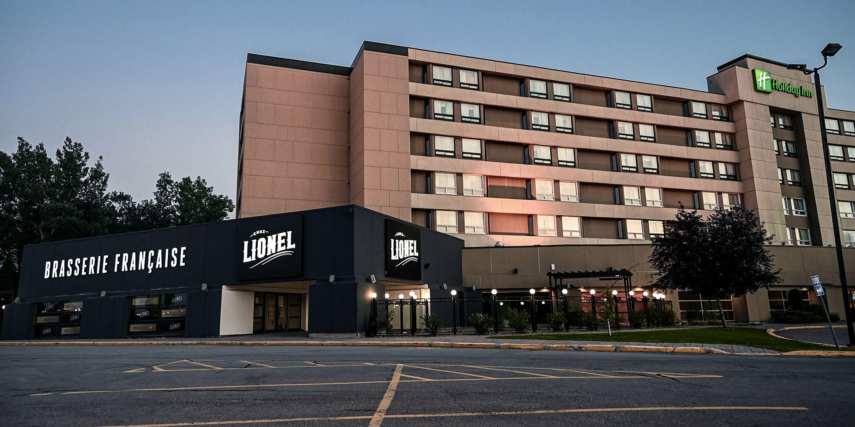 Photo of Holiday Inn Laval, Laval, QC, Canada