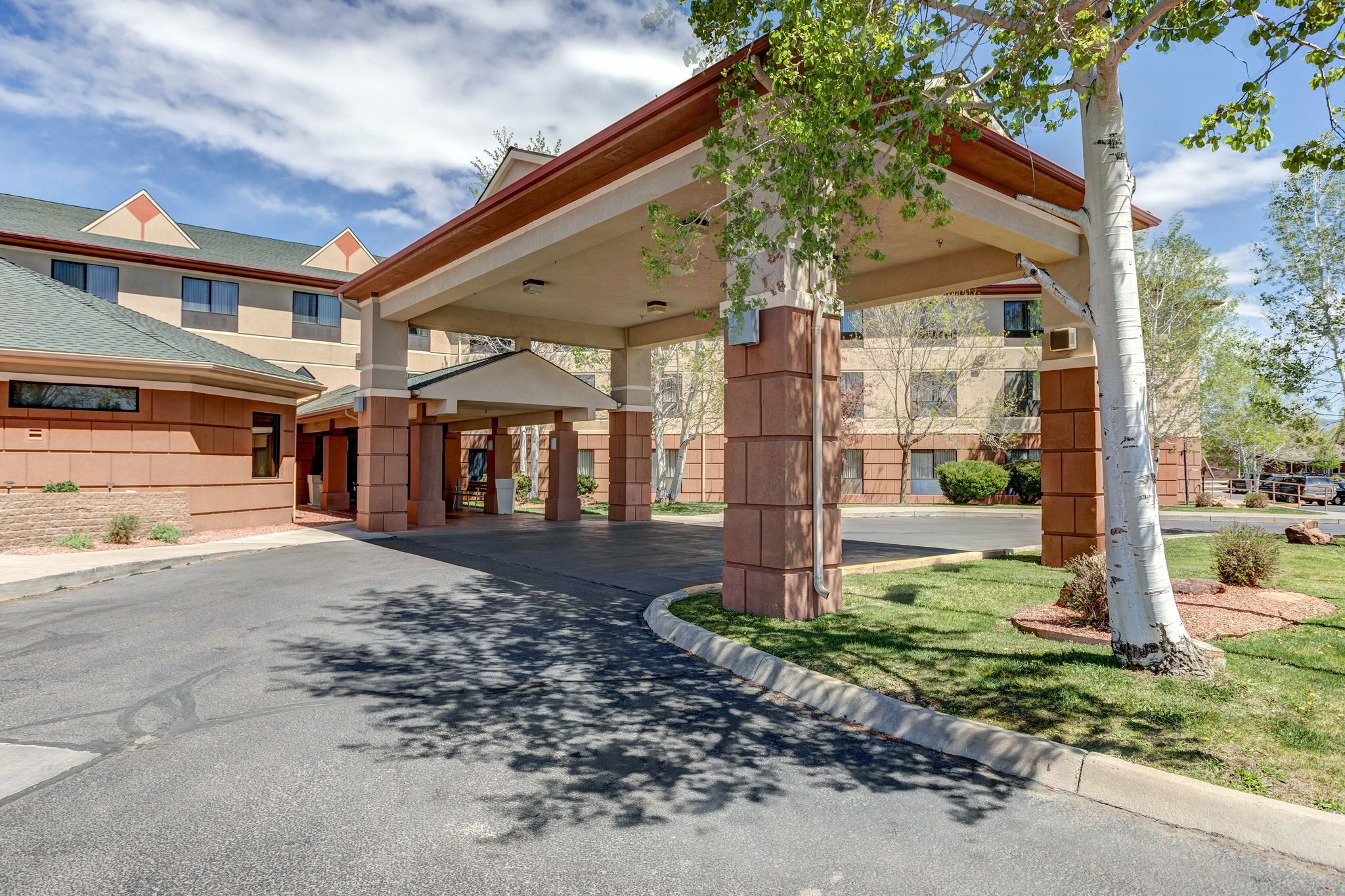 Photo of Holiday Inn Express Hotel & Suites Montrose, Montrose, CO