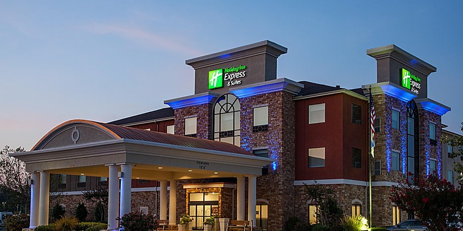 Photo of Holiday Inn Express & Suites Texarkana, Texarkana, TX