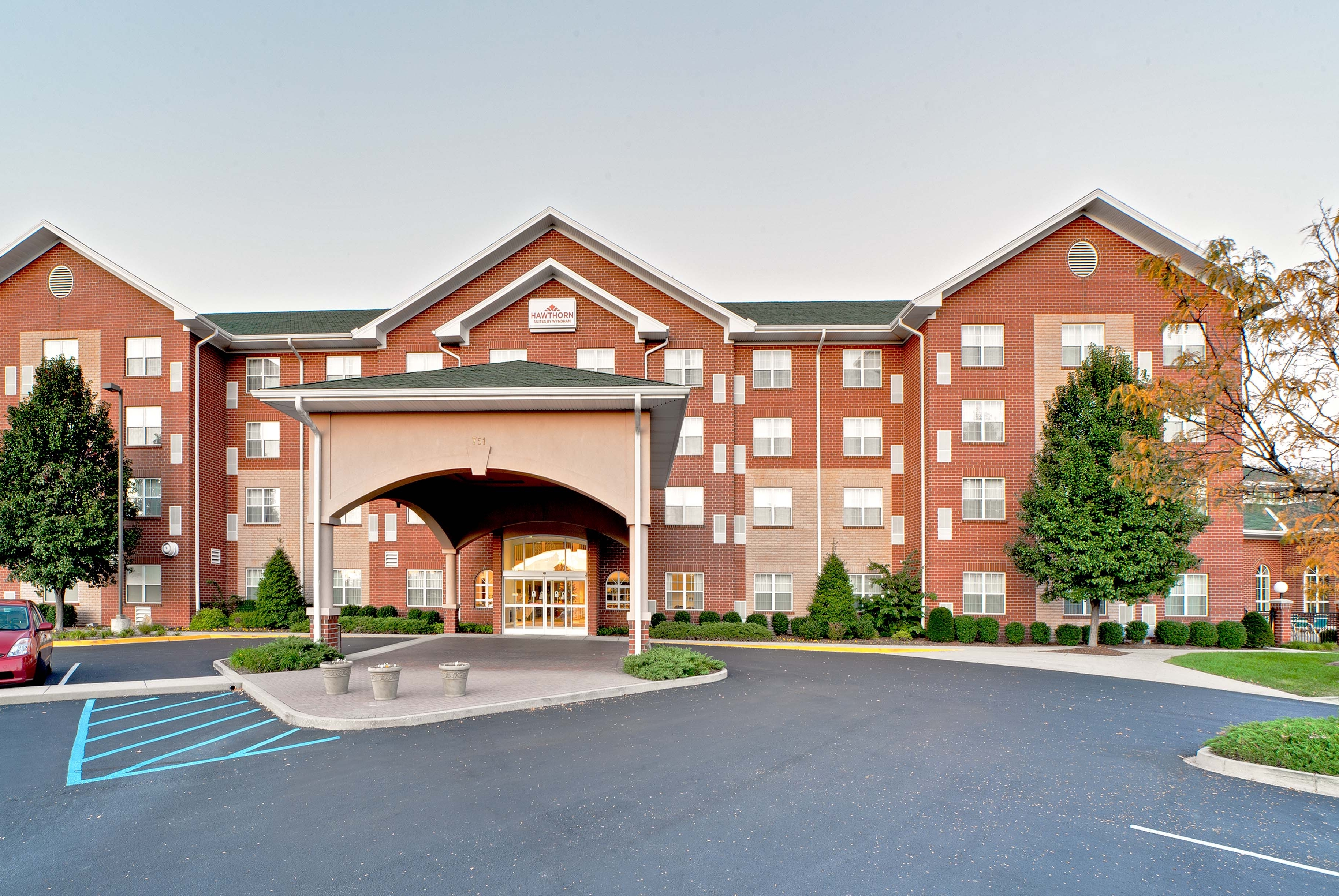 Photo of Hawthorn Suites by Wyndham Louisville East, Louisville, KY