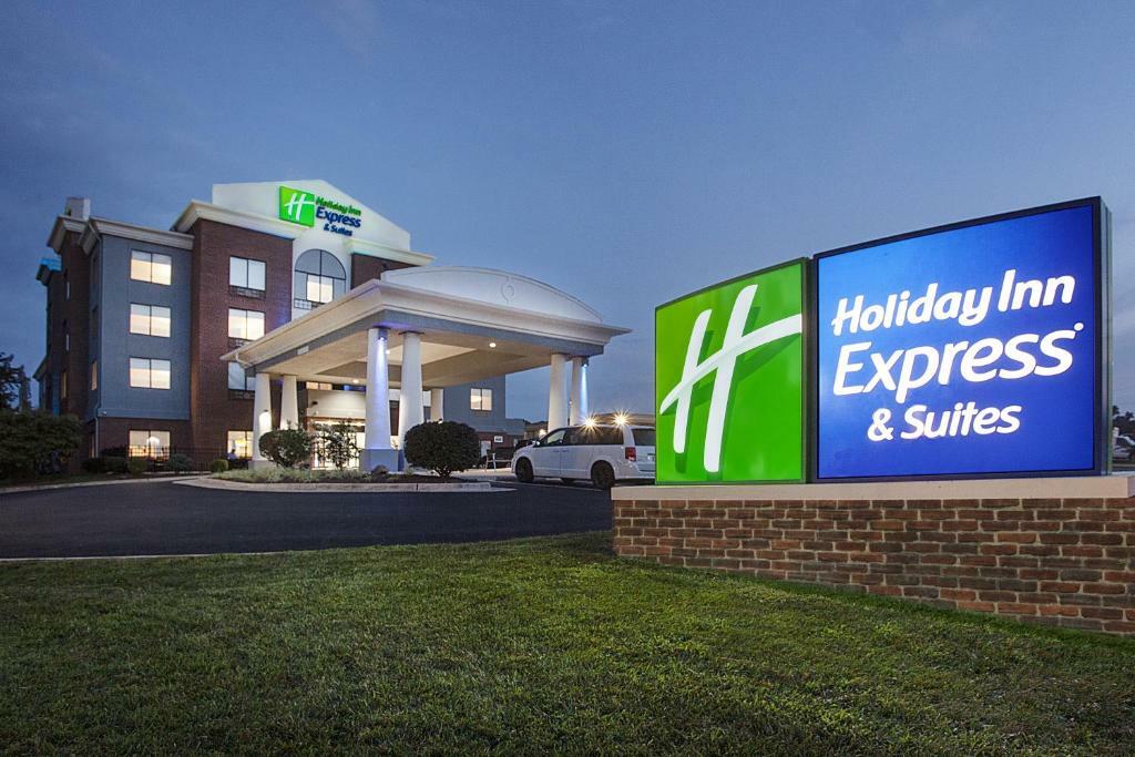 Photo of Holiday Inn Express & Suites Culpepper, Culpepper, VA