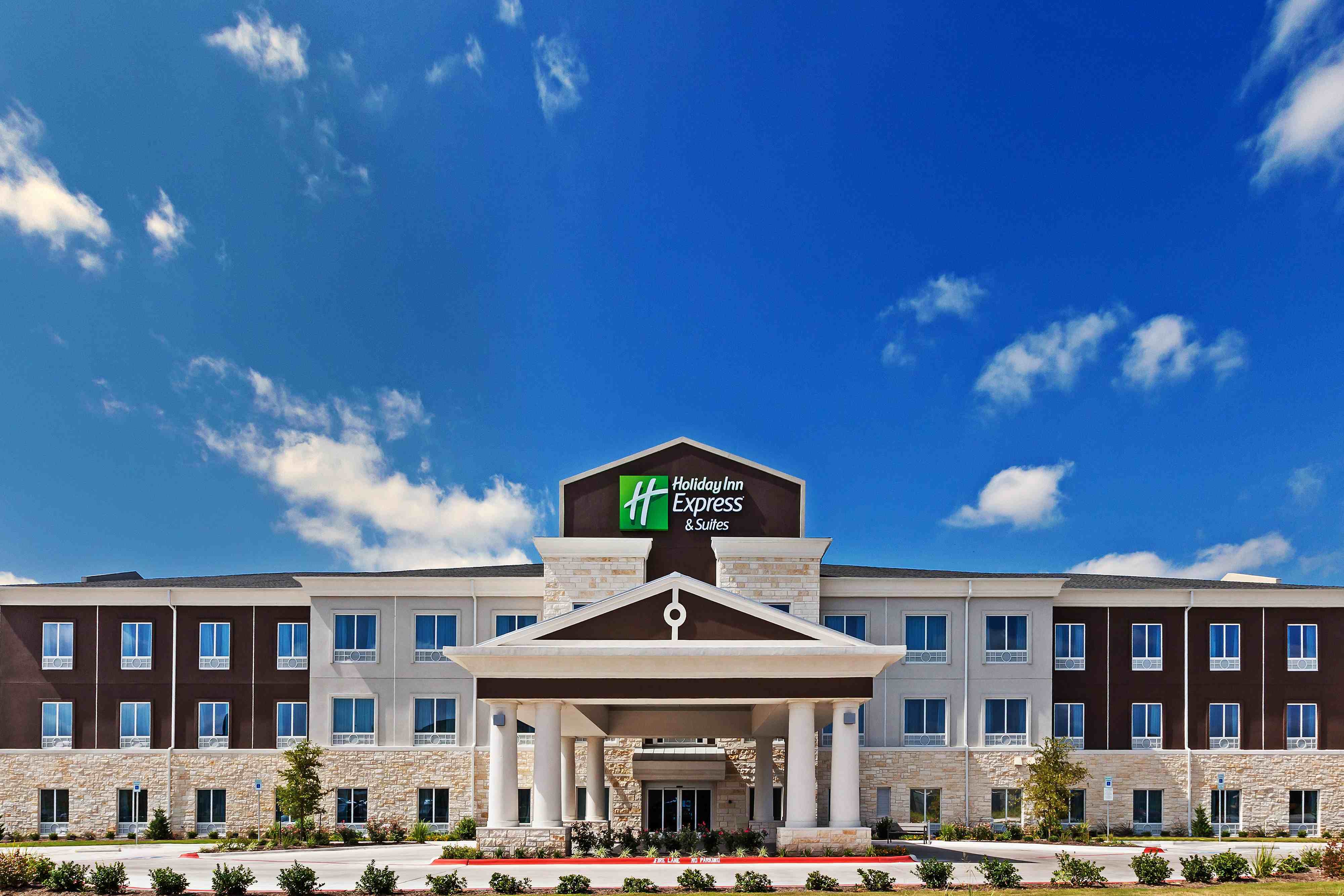 Photo of Holiday Inn Express & Suites Killeen, Killeen, TX