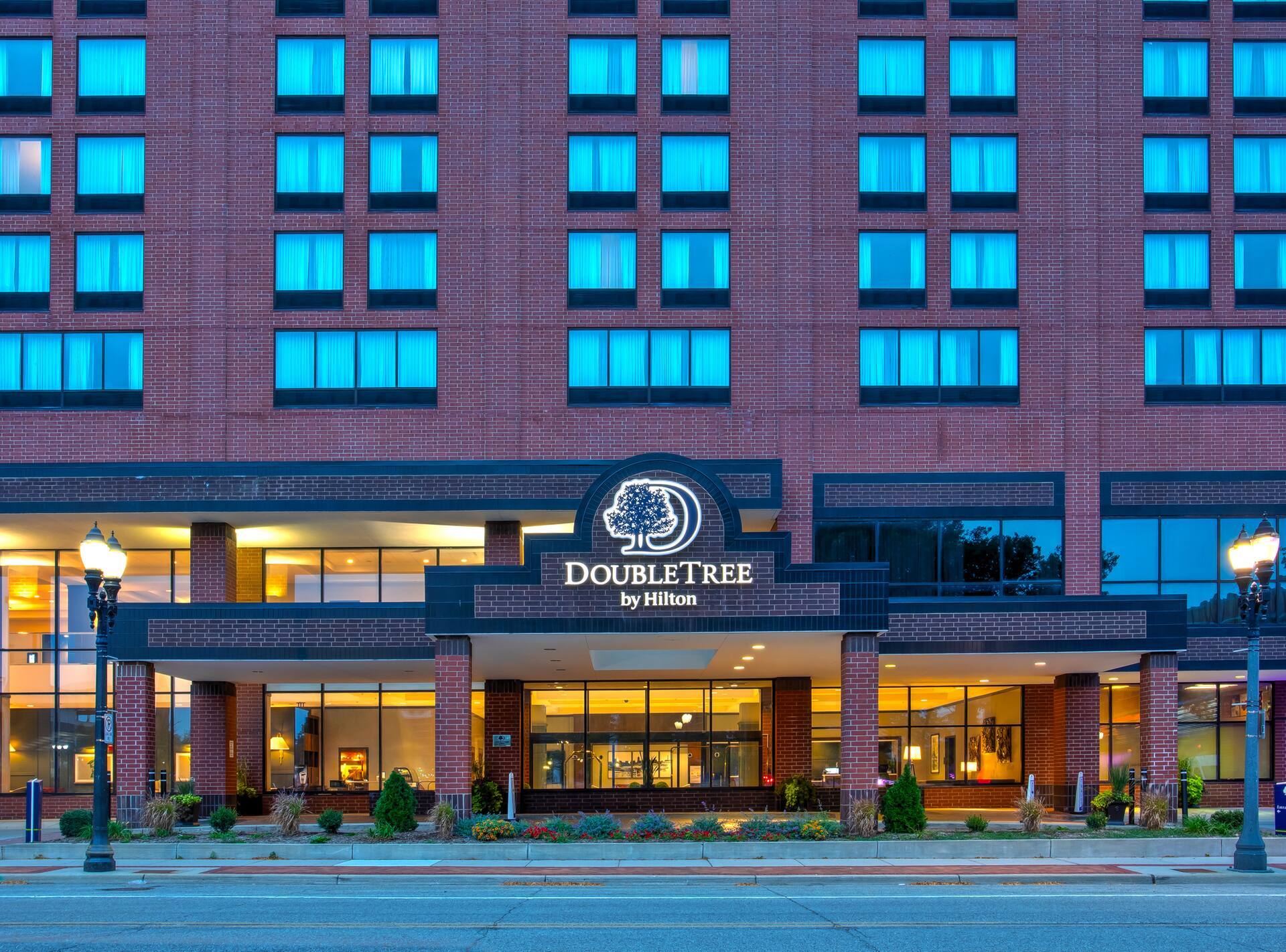 Photo of DoubleTree by Hilton Lansing, Lansing, MI