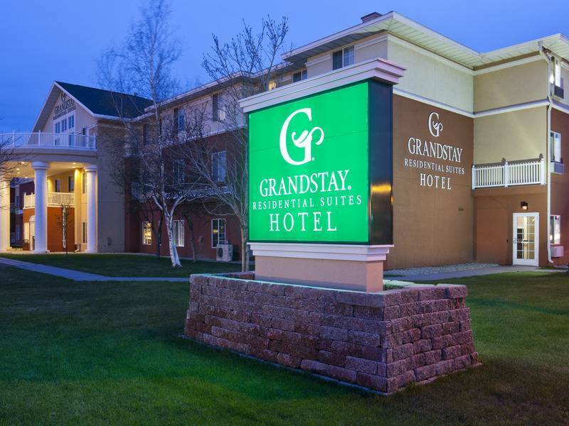 Photo of GrandStay Residential Suites Hotel, Saint Cloud, MN