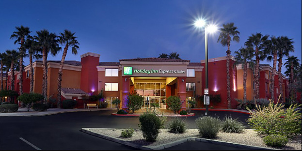 Photo of Holiday Inn & Suites Scottsdale, Scottsdale, AZ