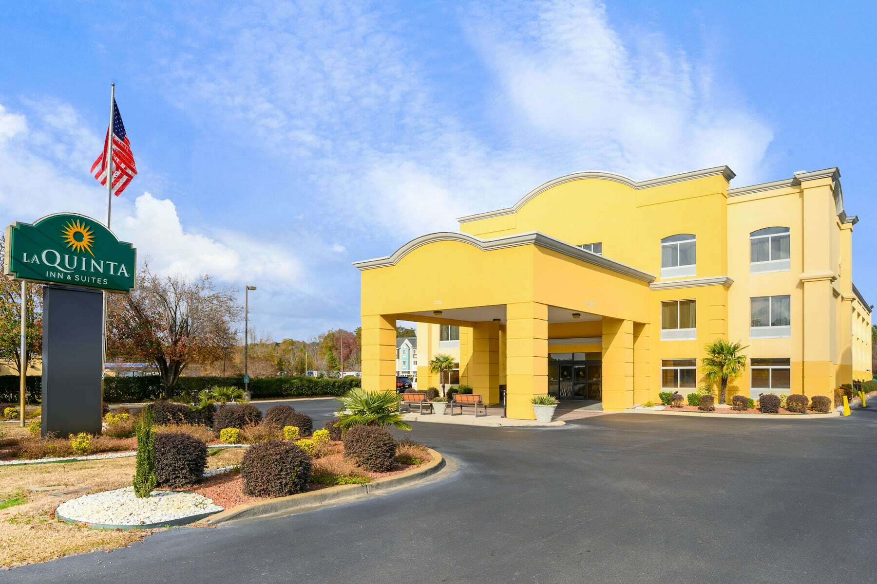 Photo of La Quinta Inn & Suites by Wyndham Florence, Florence, SC