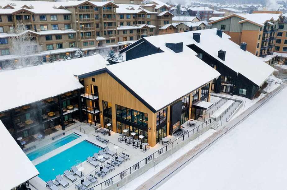 Photo of Continuum Hotel, Teton Village, WY