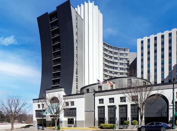 Photo of DoubleTree by Hilton Washington DC Silver Spring, Silver Spring, MD