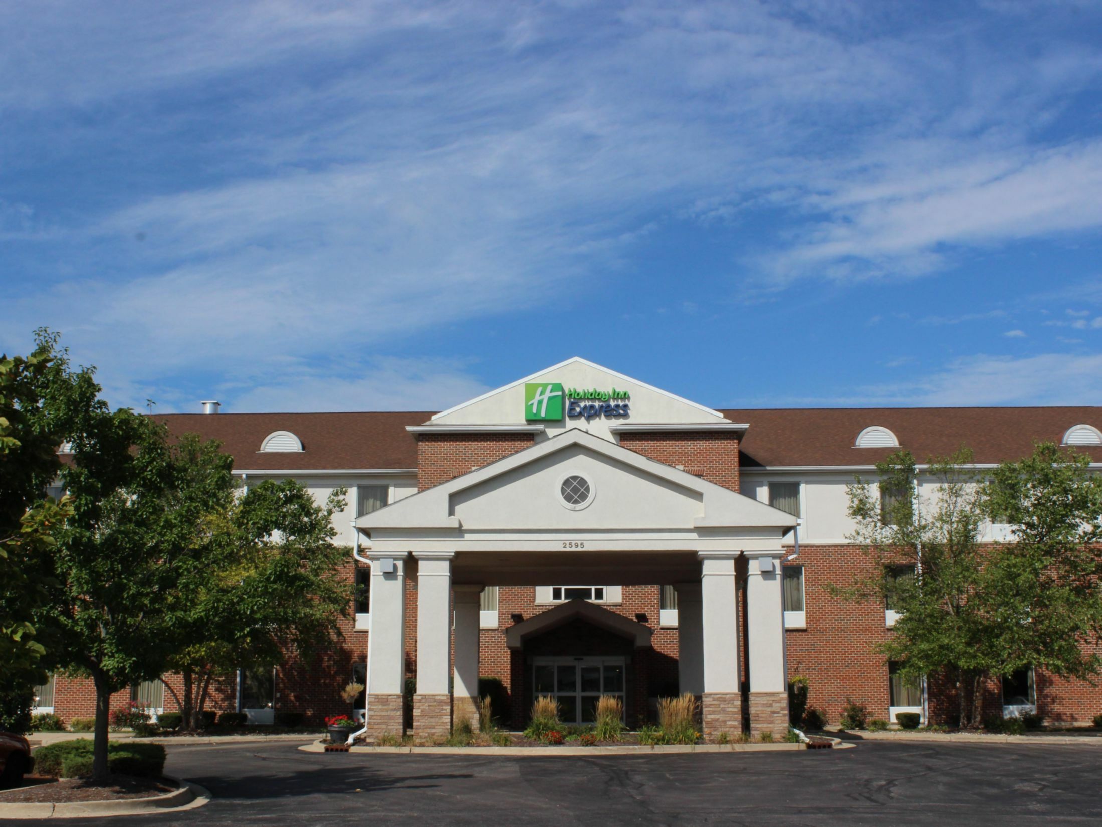Photo of Holiday Inn Express Algonquin, Algonquin, IL