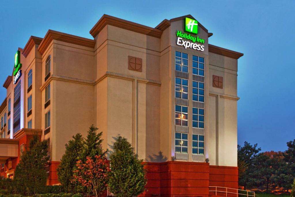 Photo of Holiday Inn Express - Marietta, Marietta, GA