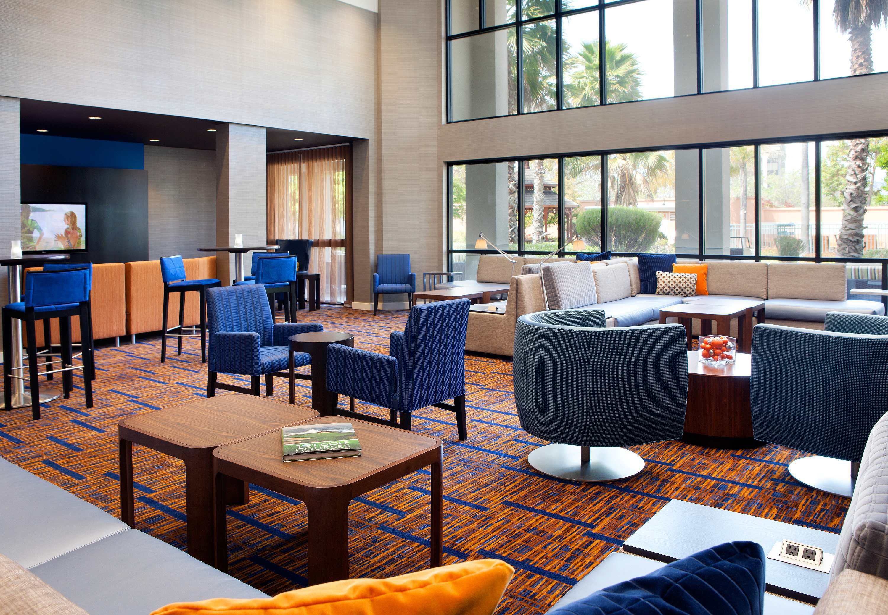 Photo of Courtyard by Marriott at Oakland Airport, Oakland, CA