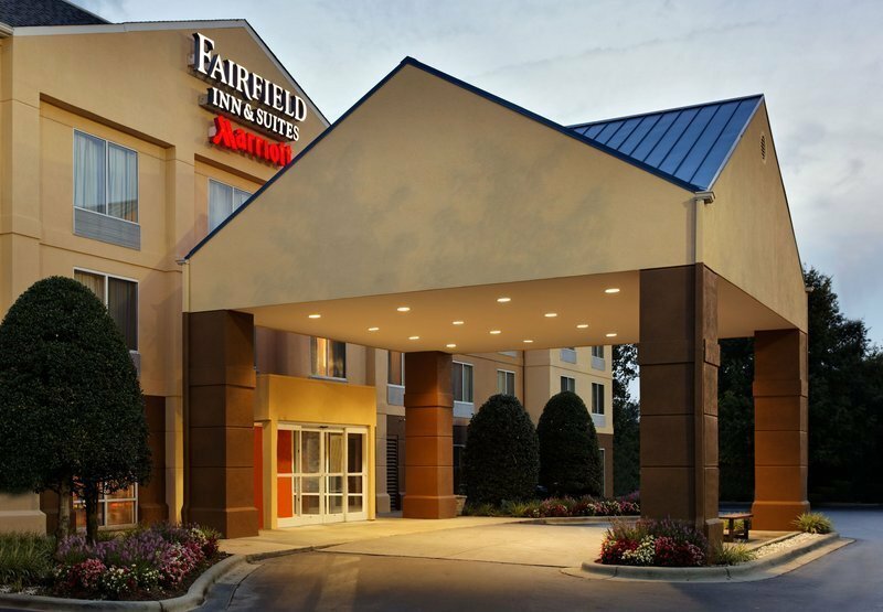 Photo of Fairfield Inn & Suites Charlotte Arrowood, Charlotte, NC