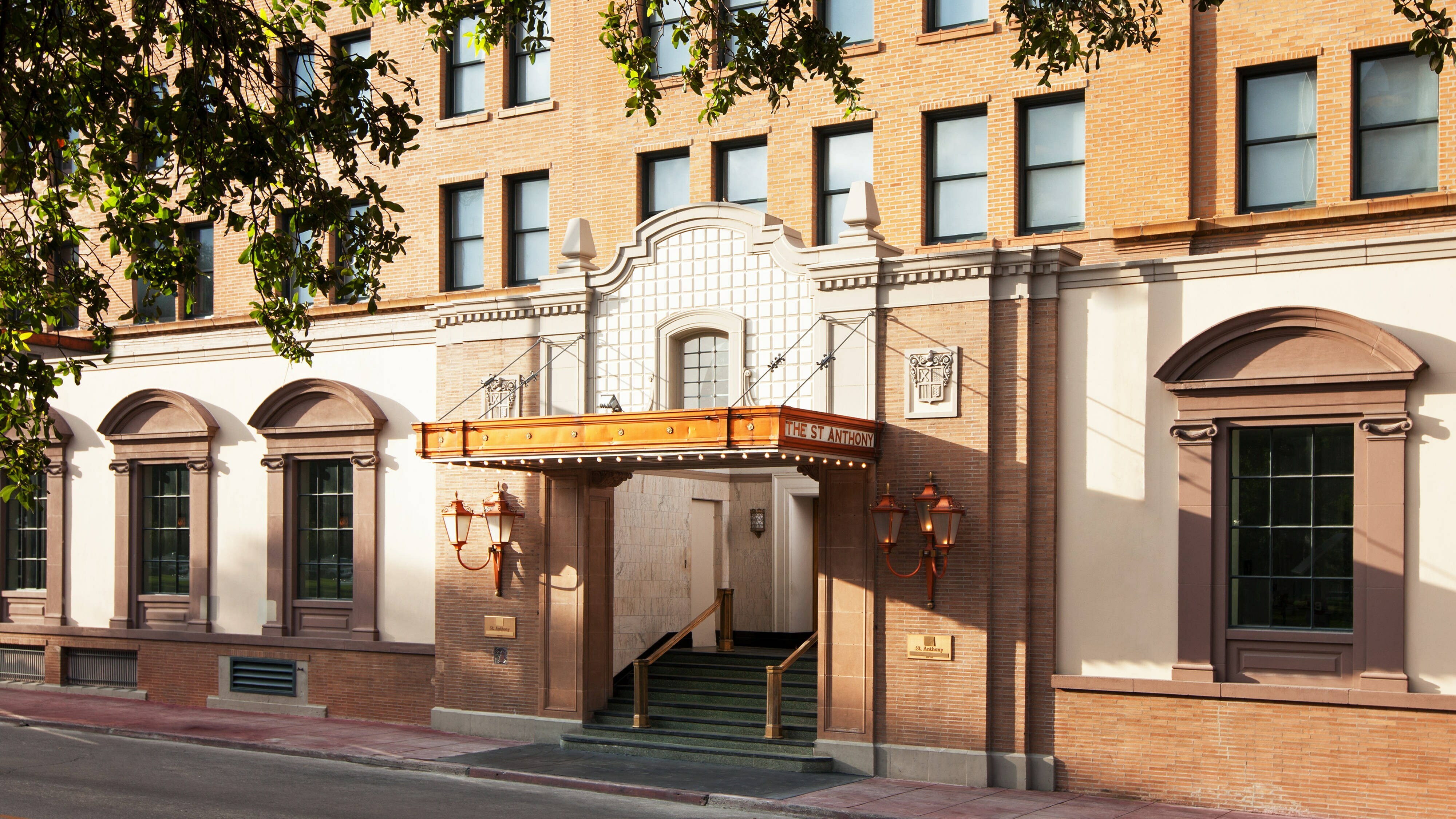 Photo of The St. Anthony, a Luxury Collection Hotel, San Antonio, TX