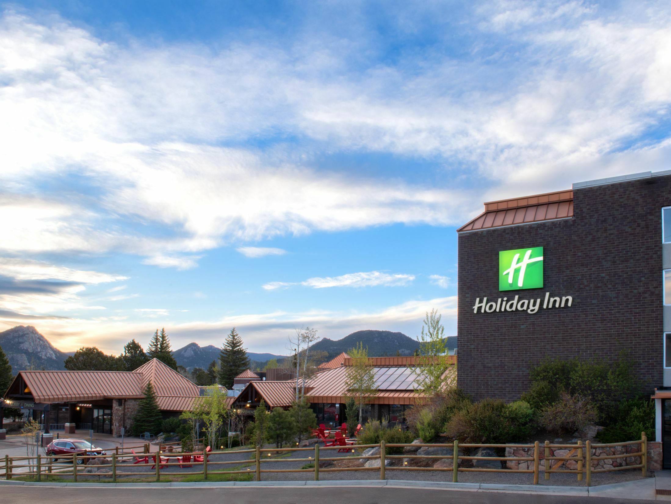 Photo of Holiday Inn Estes Park, Estes Park, CO