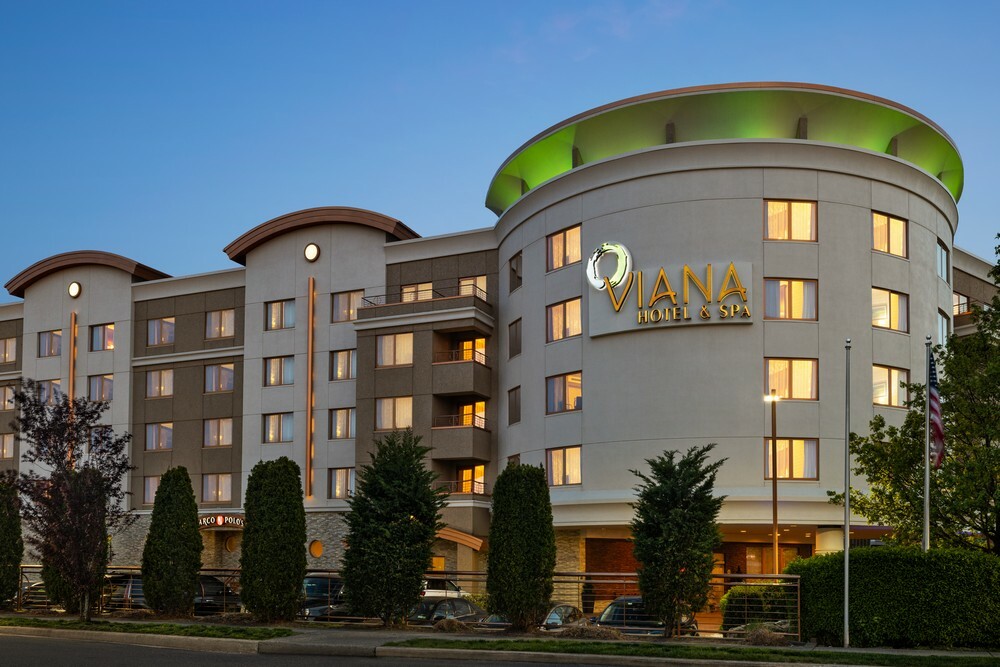 Photo of Viana Hotel and Spa, Westbury, NY