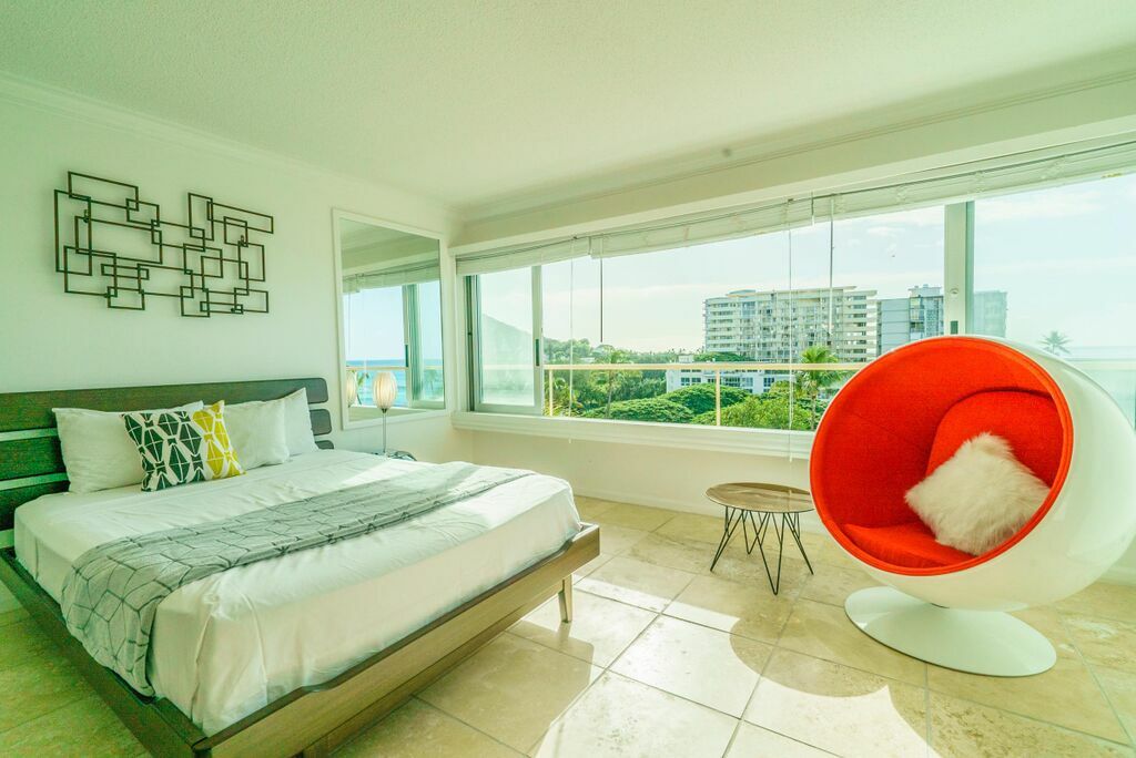 Photo of Colony Surf, Honolulu, HI