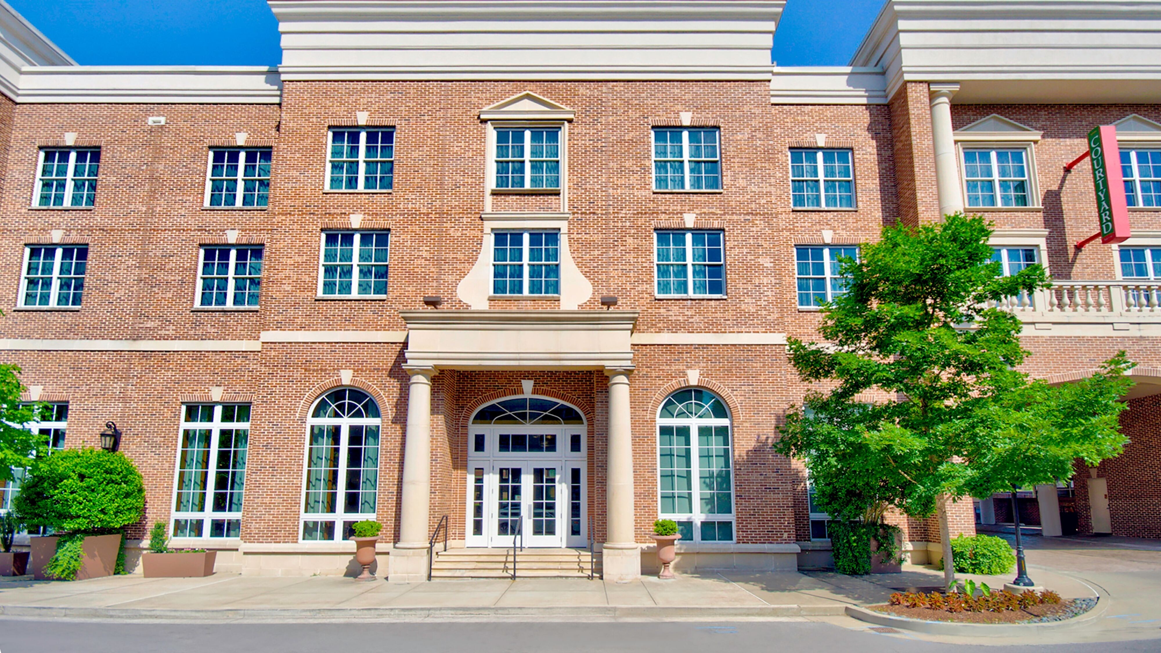Photo of Courtyard Nashville Green Hills, Nashville, TN