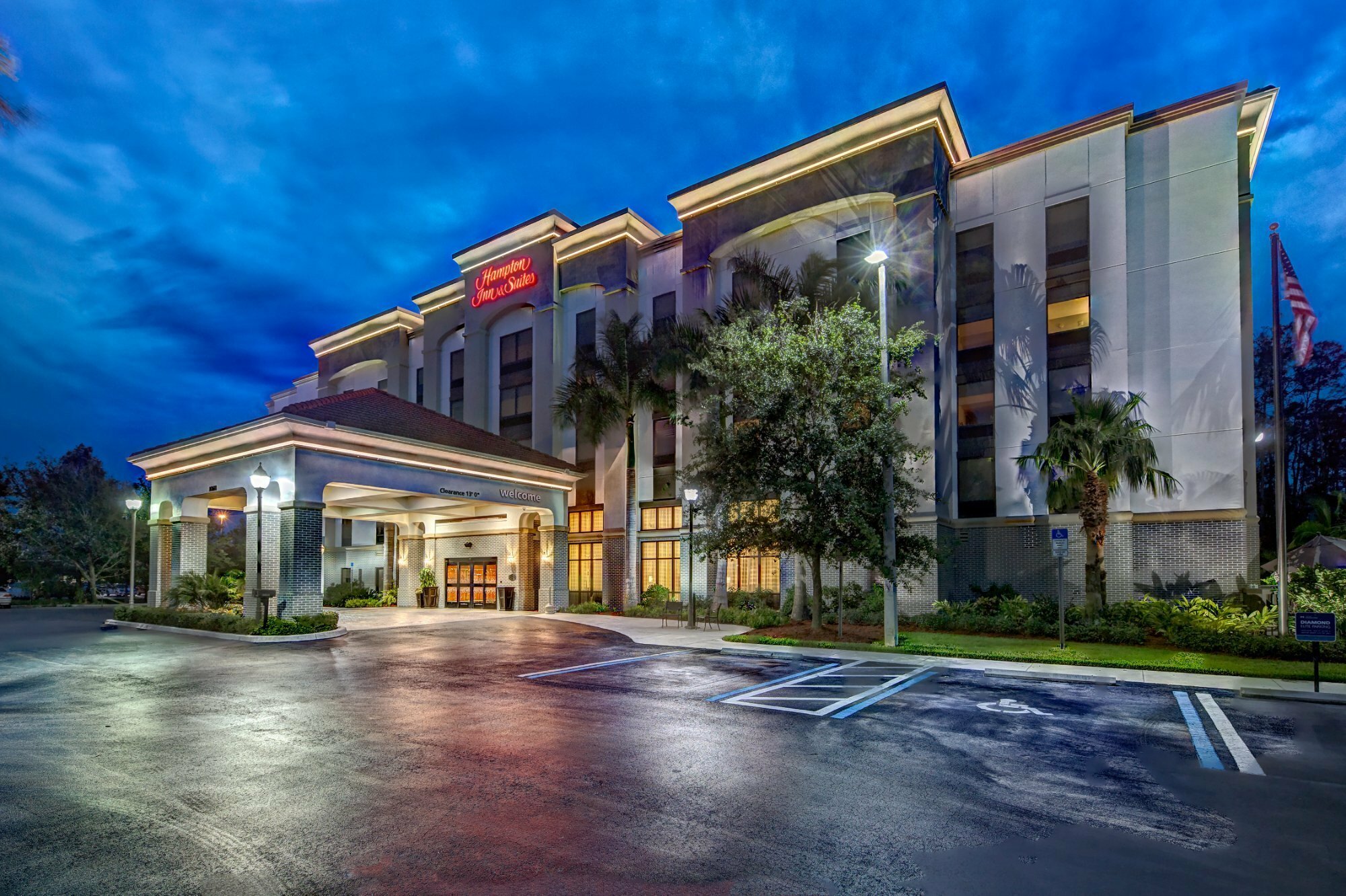 Photo of Hampton Inn & Suites Fort Myers-Estero/FGCU, Estero, FL