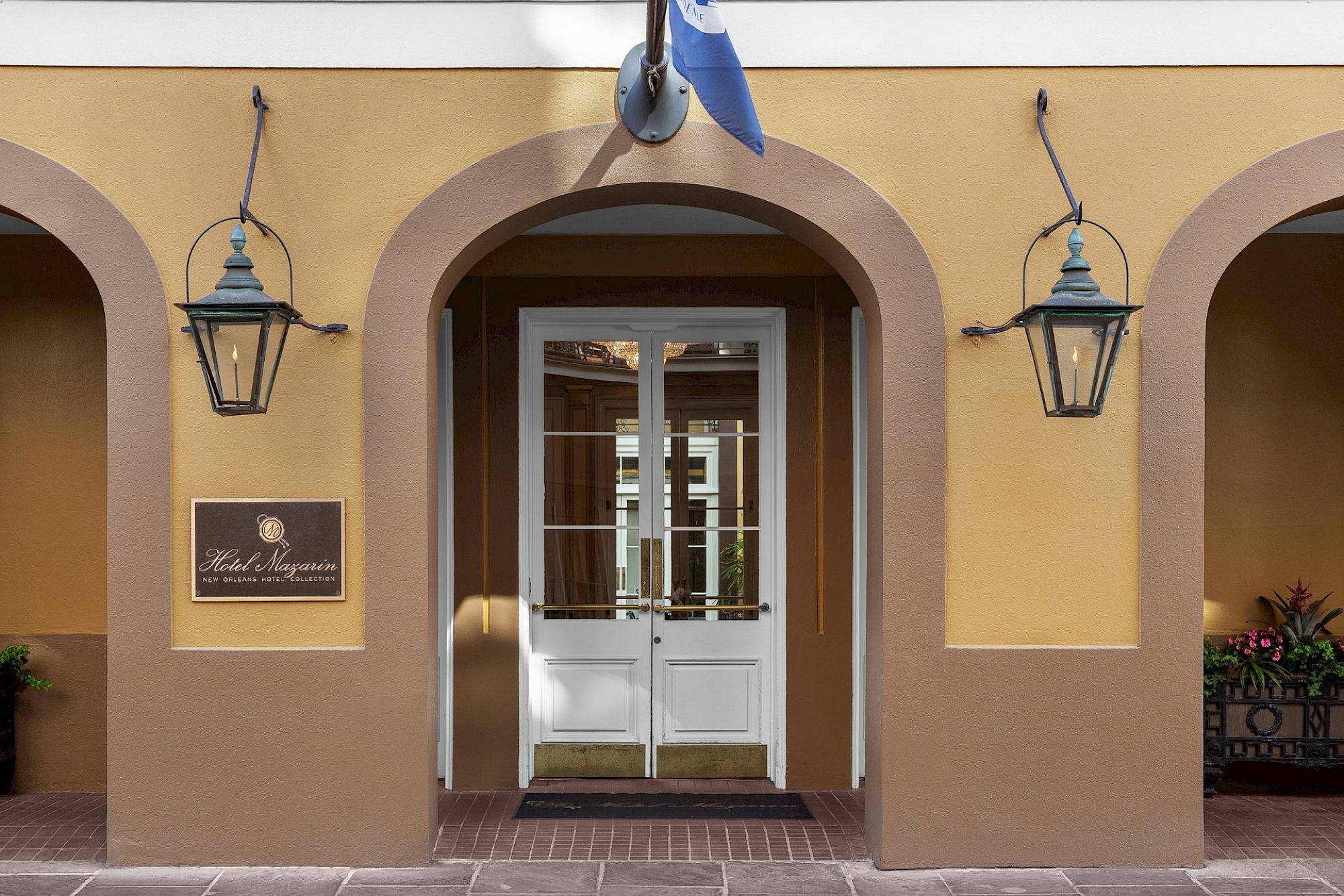 Photo of Hotel Mazarin, New Orleans, LA