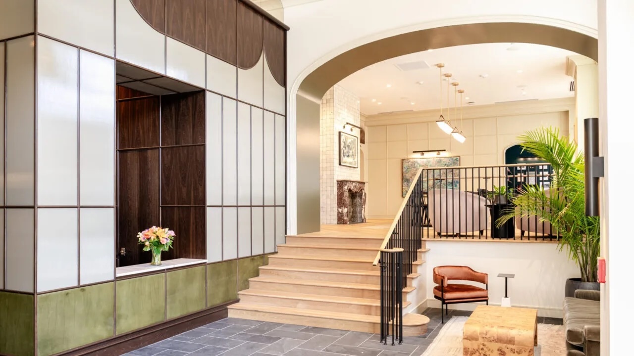 Photo of Hotel Heron, Alexandria, VA