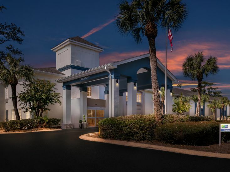 Photo of Holiday Inn Express Saint Simons Island, Saint Simons Island, GA