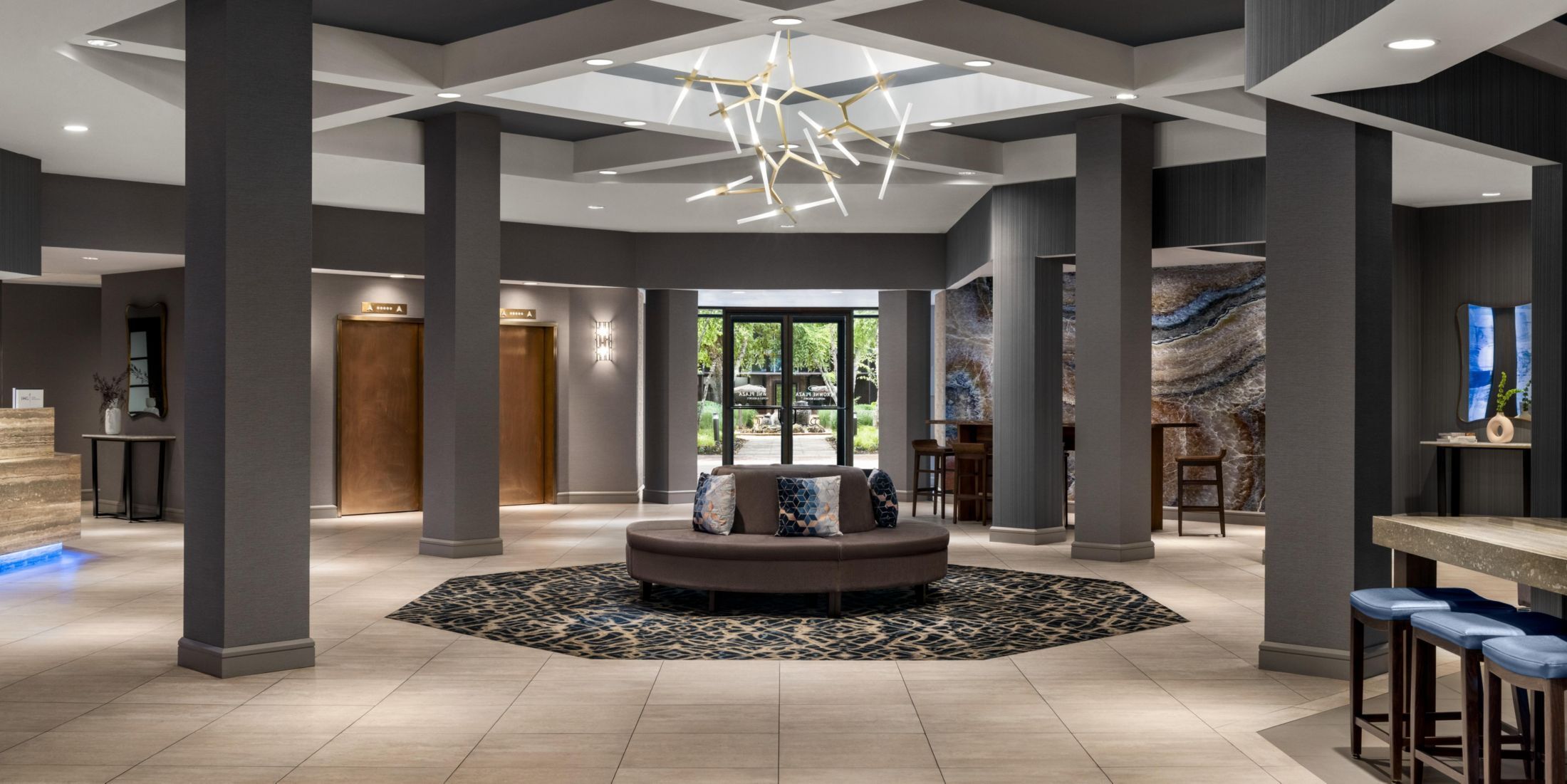 Photo of Crowne Plaza Edison, Edison, NJ