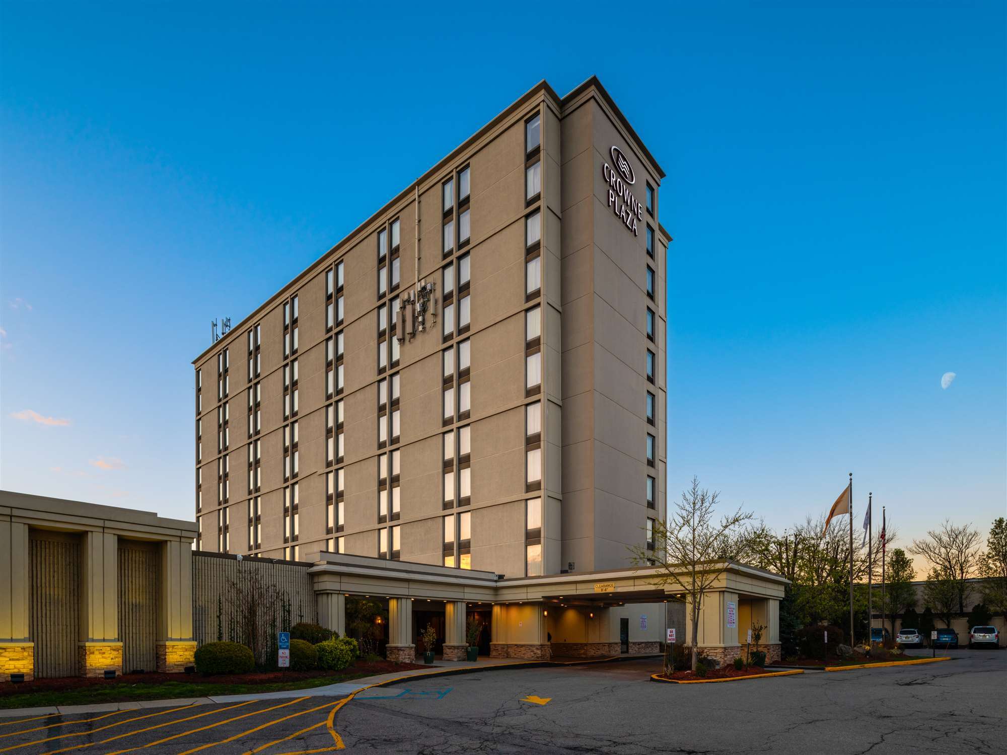 Photo of Crowne Plaza Newark Airport, Elizabeth, NJ