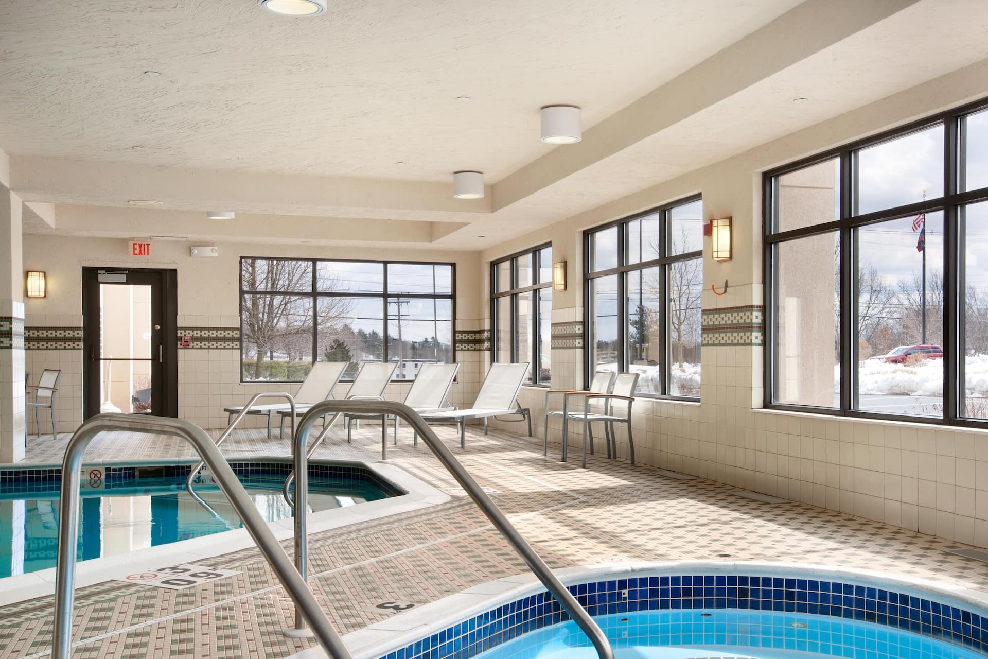 Photo of Hampton Inn Boston / Braintree, Braintree, MA