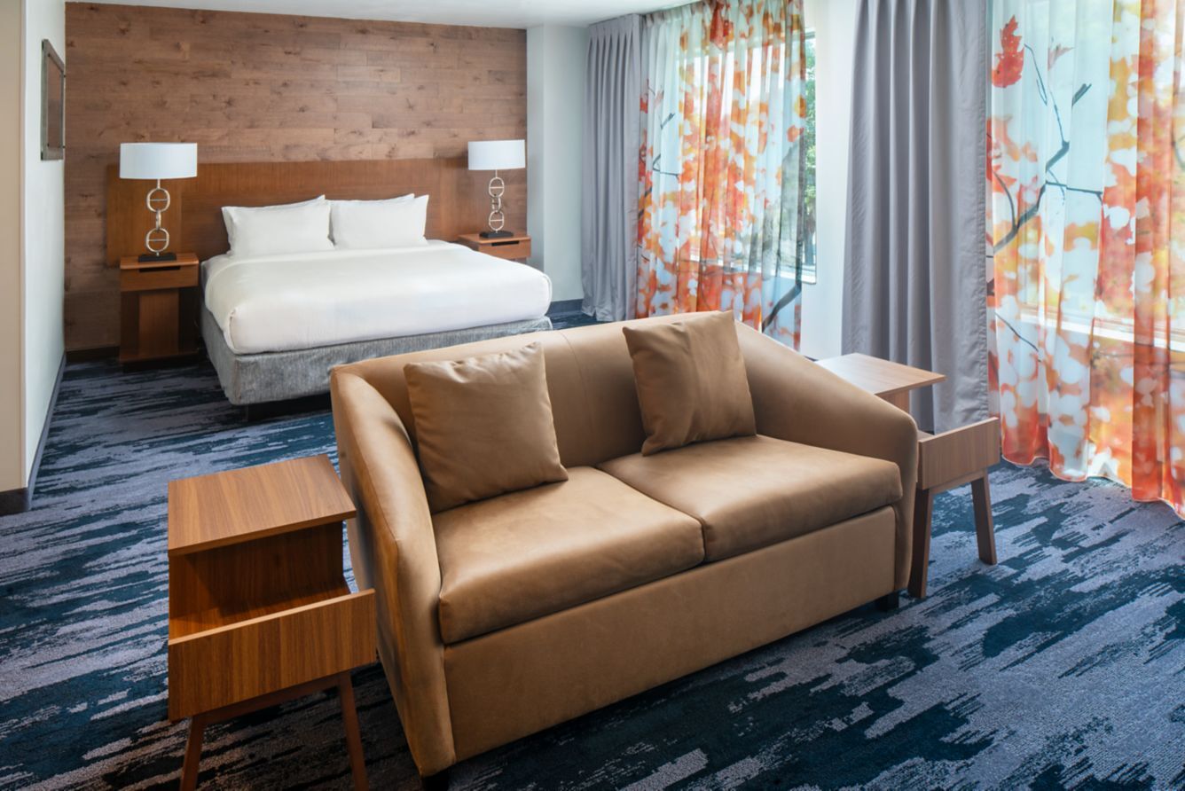 Photo of Fairfield by Marriott Inn & Suites Savannah Midtown, Savannah, GA