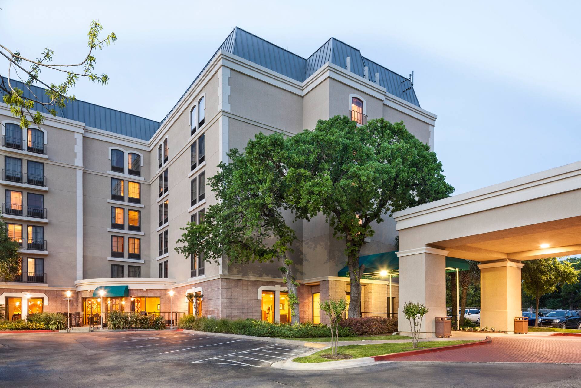 Photo of DoubleTree by Hilton Hotel Austin - University Area, Austin, TX