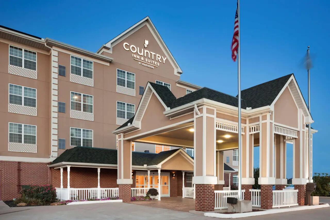 Photo of Country Inn & Suites by Radisson, Bowling Green, KY, Bowling Green, KY