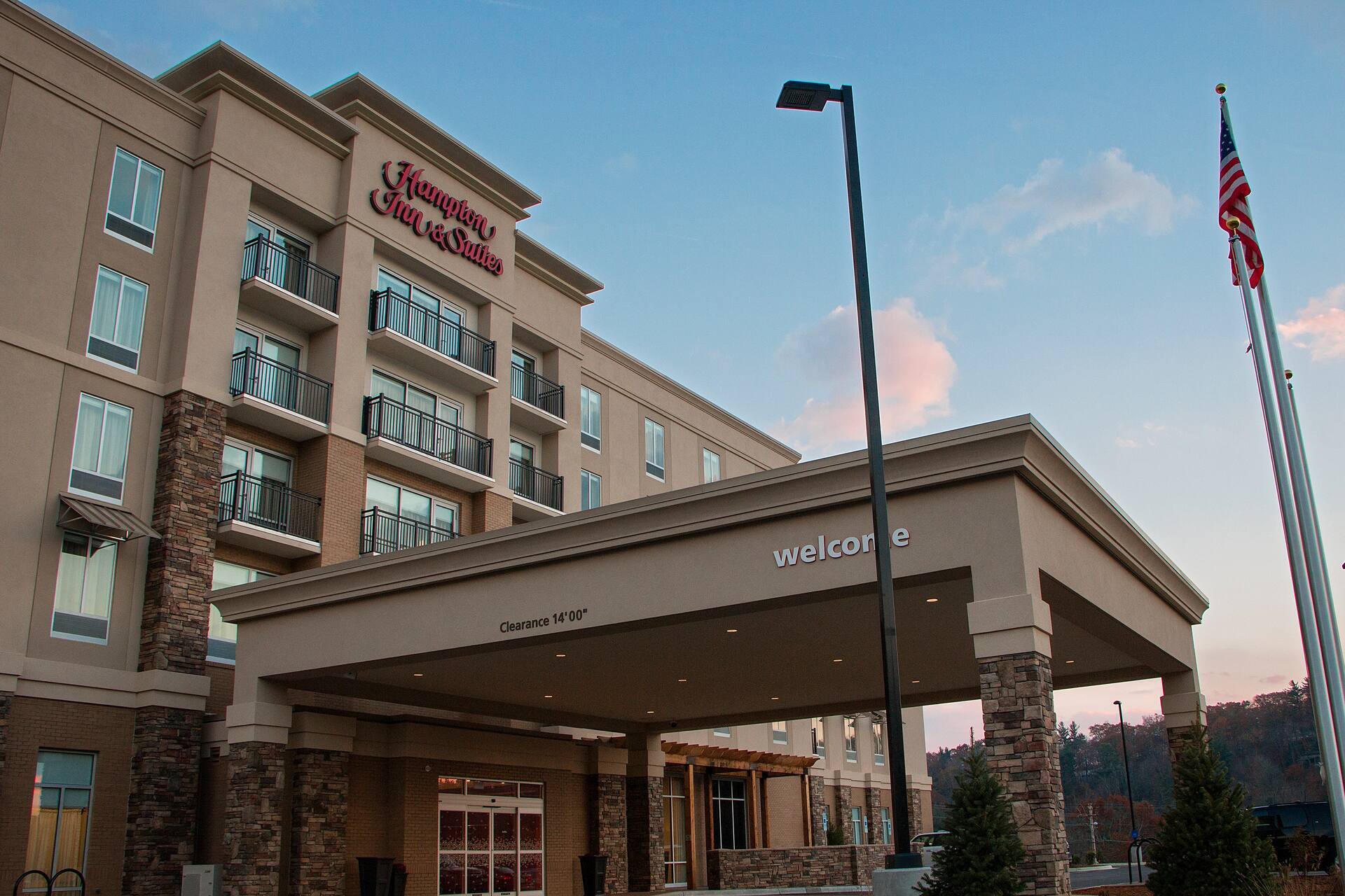 Photo of Hampton Inn & Suites Boone, Boone, NC